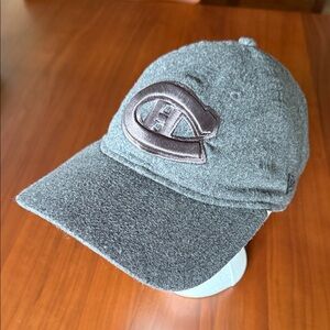 New Era Wool blend Gray Cap with Embroidered Canadiens Logo